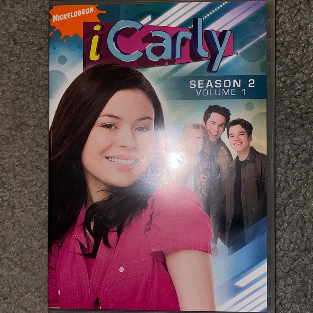 ICARLY DVD SEASON 2 VOLUME 1